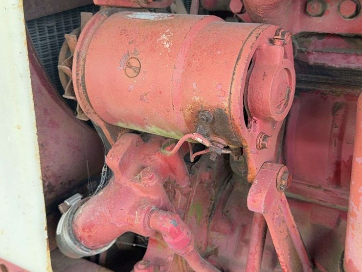 farmall-560-image-61