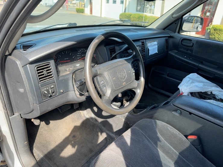 2004-dodge-dakota-slt-image-19