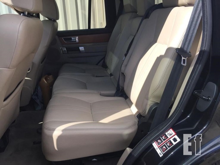 2013-land-rover-lr4-image-9