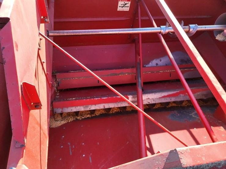 case-ih-1480-image-37