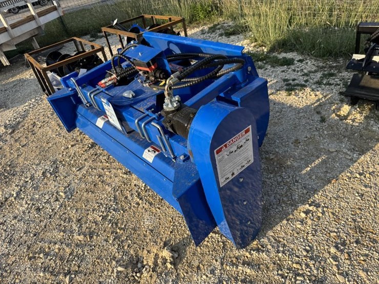 agrotk,-model:-ssscr72,-skid-steer-soil-image-3