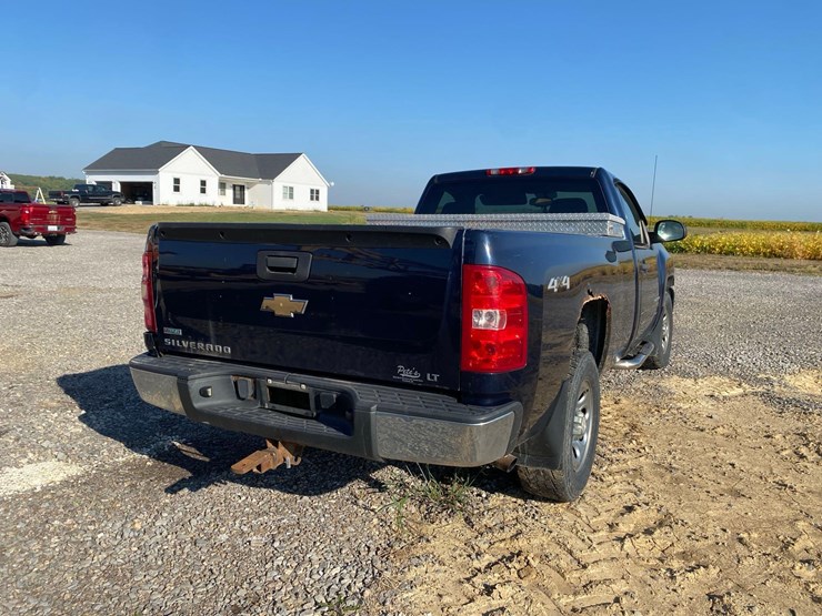 2010-chevy-silverado-image-5
