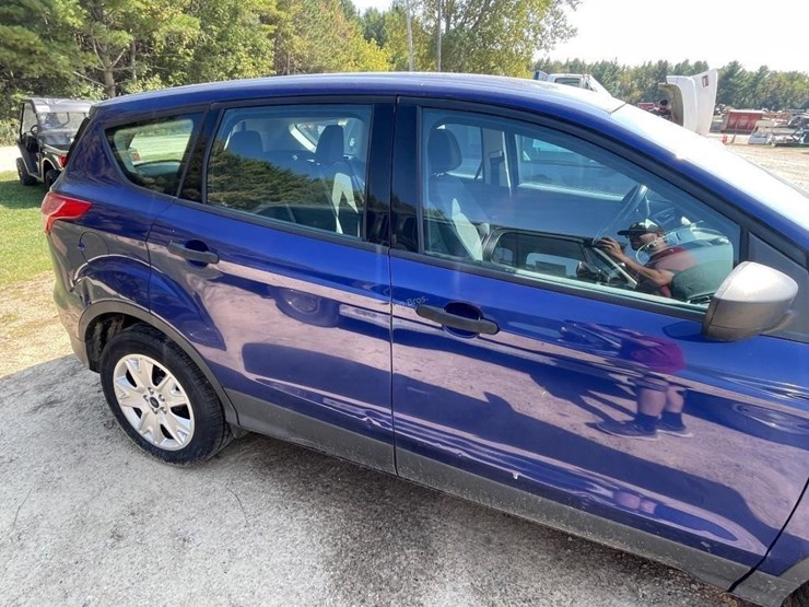 2013-ford-escape-image-4