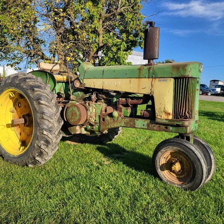 JOHN DEERE 630