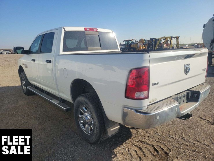 2018-ram-2500-slt-image-2