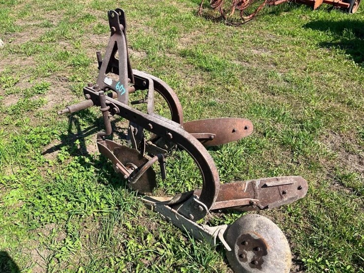 two-bottom-plow-image-2