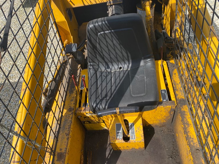 #485-•-mustang-skid-steer-(helenville,-wi)-image-9