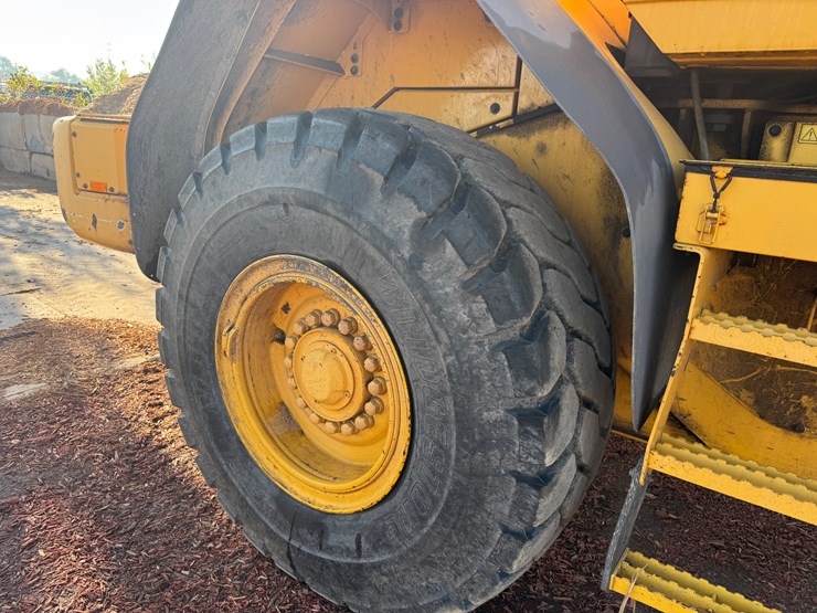 volvo-l90f-image-23