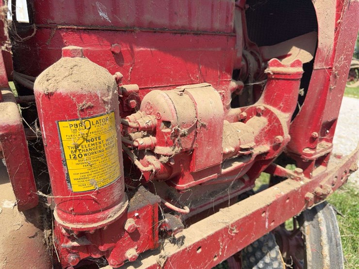 farmall-f-12-image-49