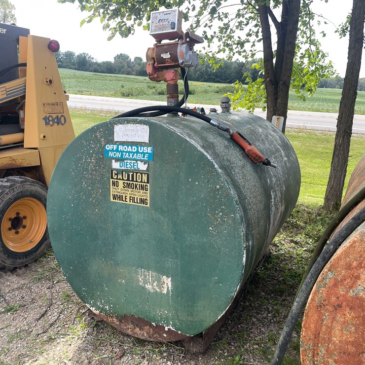 #1132 • Outdoor Diesel Tank with Pump