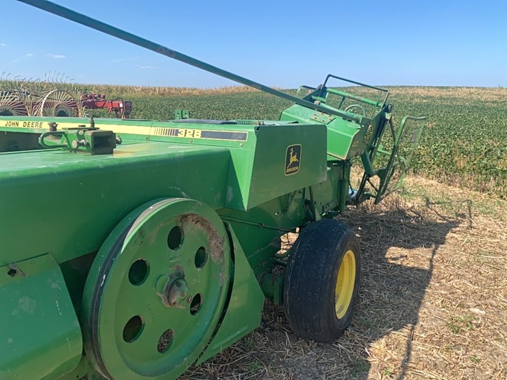john-deere-328-image-8