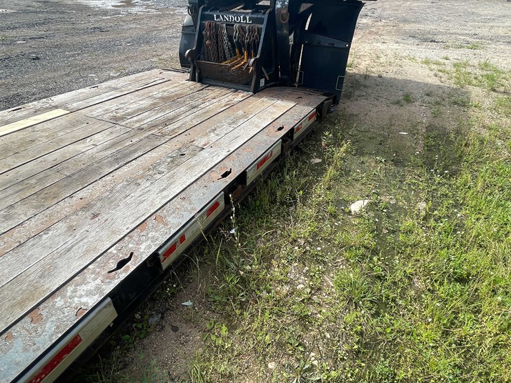 #3032-•-landoll-hauler-lowboy-trailer-(has-wi-title)-(denmark,-wi)-image-39