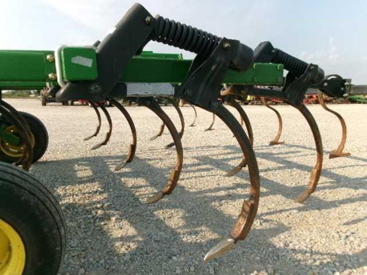 john-deere-714-image-8