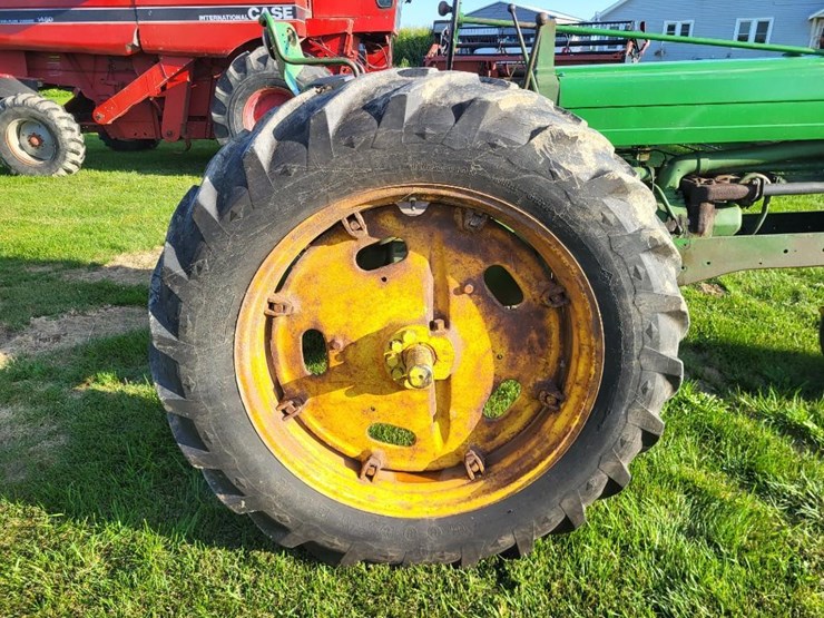 john-deere-50-image-26