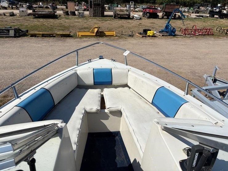 1988-wellcraft-190-classic-boat-image-11