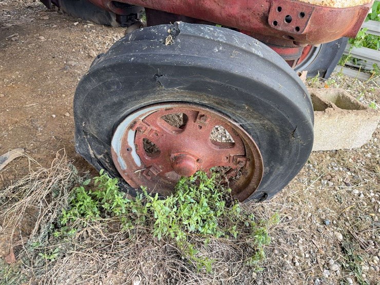 mccormick-wd-9-diesel-image-15