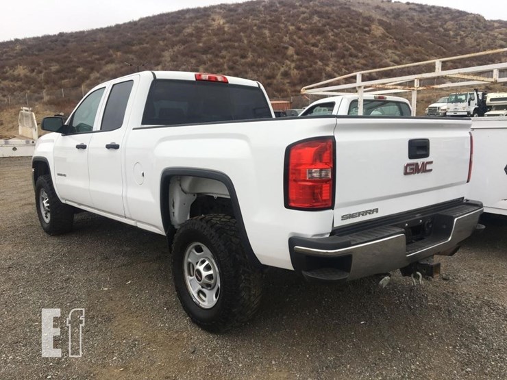2015-gmc-2500hd-image-4
