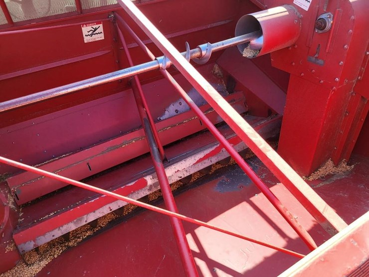 case-ih-1480-image-36