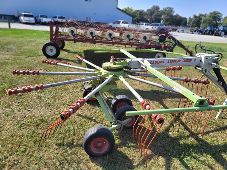 claas-350t-rotary-rake---field-ready-image-16