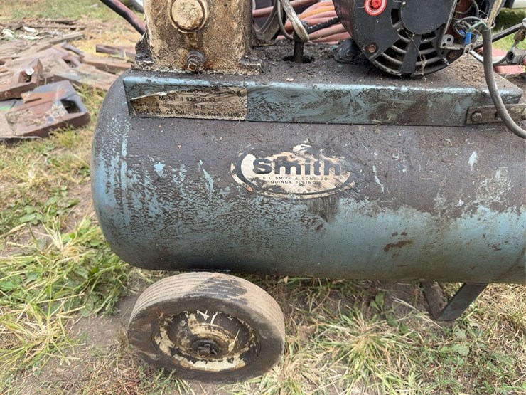 (2)-air-compressors-image-21