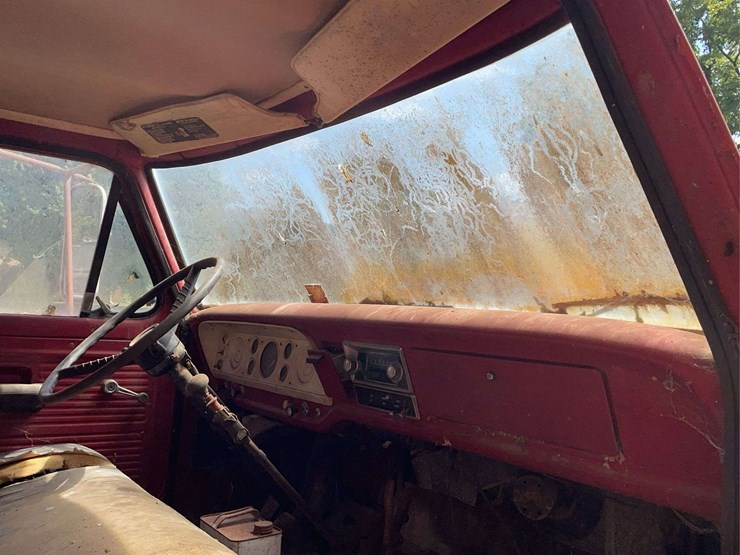 ford-600-image-34
