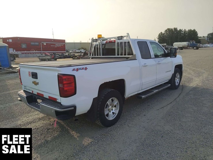 2015-chevrolet-silverado-1500-image-4