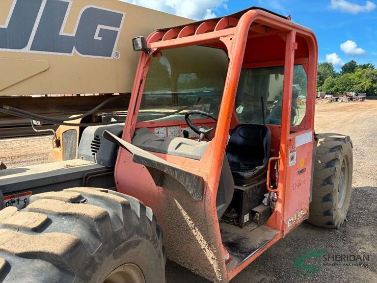 2006-jlg-g12-55a-image-7