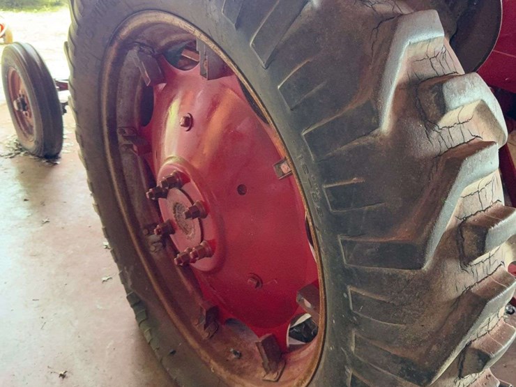 co-op-tractor-image-37