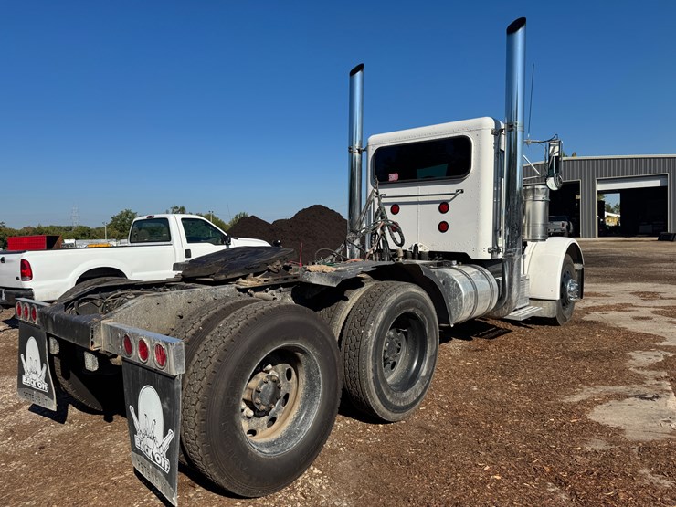 1999-peterbilt-378-image-6