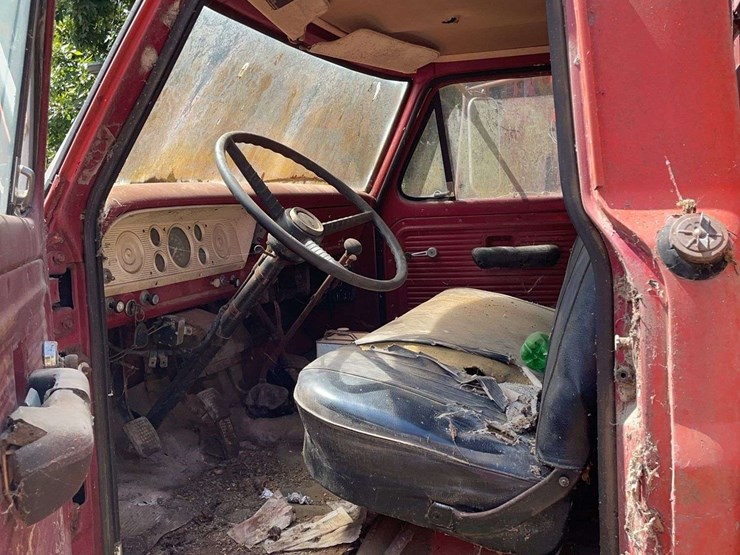 ford-600-image-46