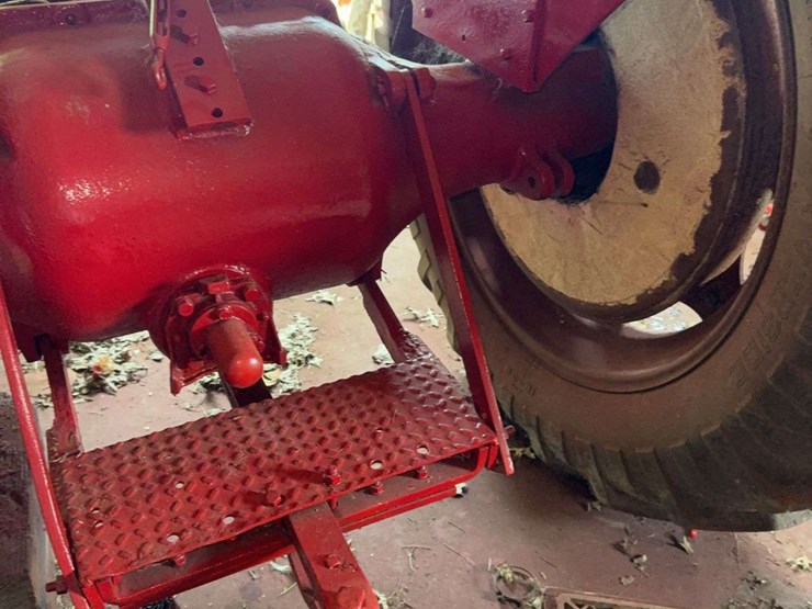 co-op-tractor-image-35