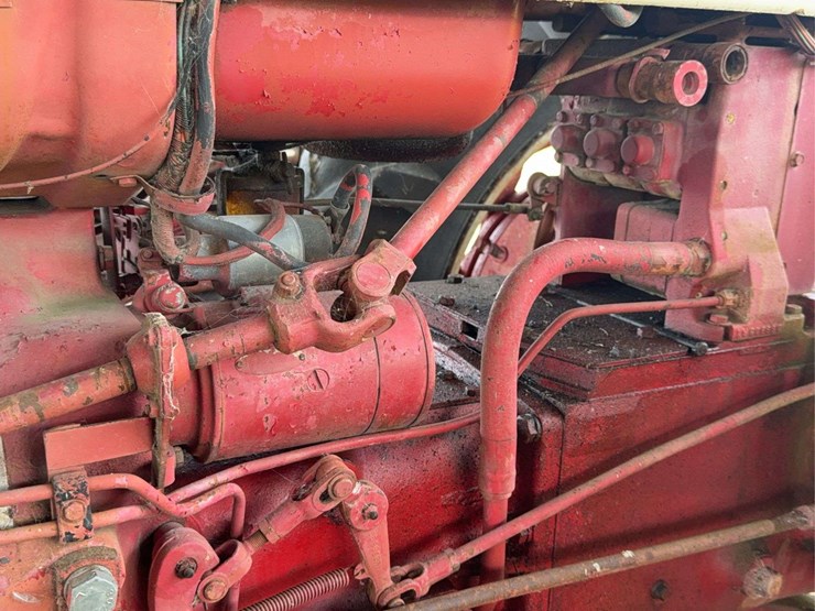farmall-560-image-69
