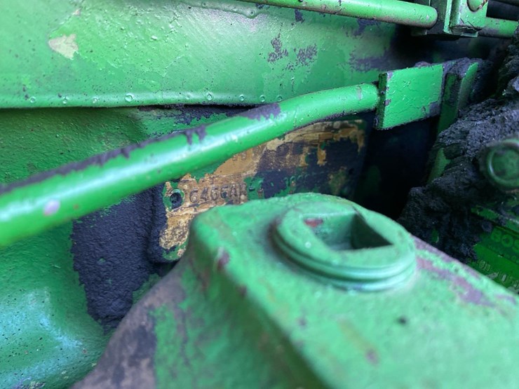 john-deere-8430-image-43