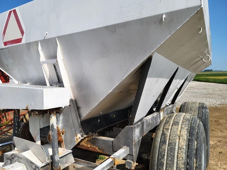wilmar-6-ton-tandem-axle-lime/fertilizer-spreader-image-26