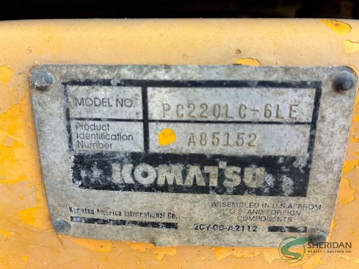 komatsu-pc220-lc-image-21