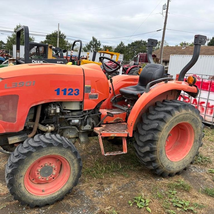 KUBOTA L3901