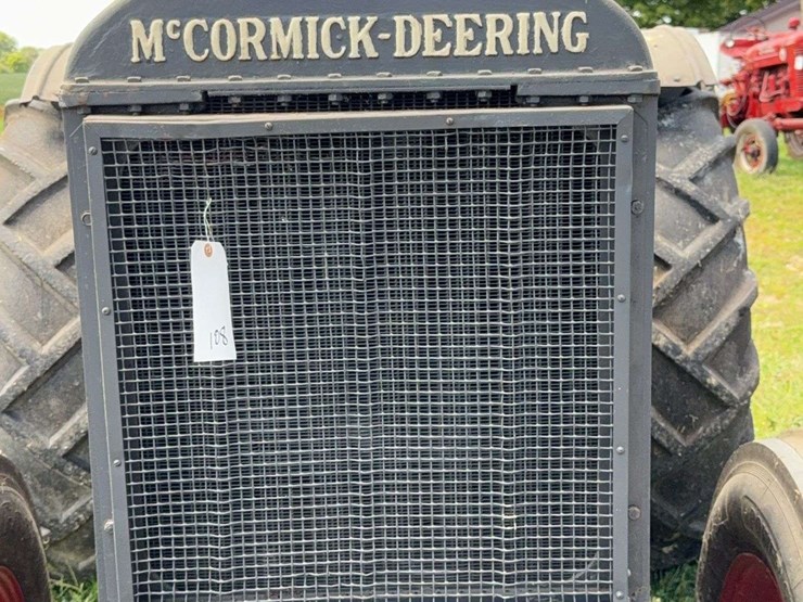 mccormick-deering-w-30-image-11