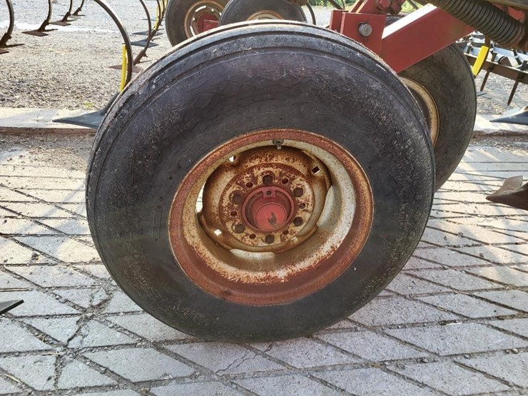 case-ih-4200-image-19
