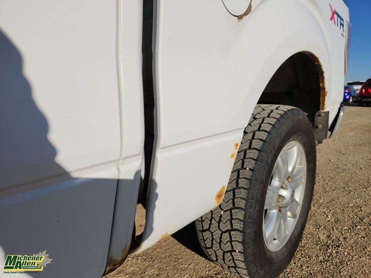 2013-ford-f150-image-33