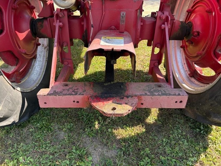 1939-farmall-h-tractor-image-9