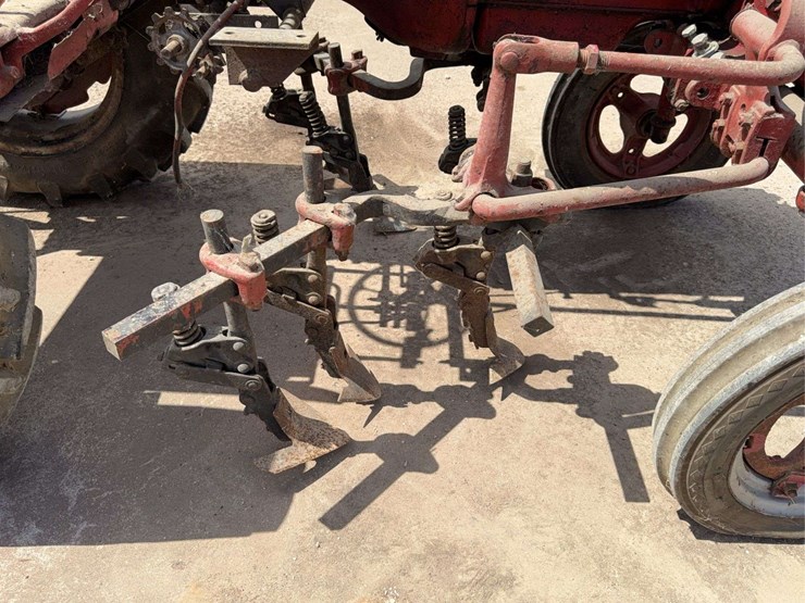 farmall-super-a-image-64
