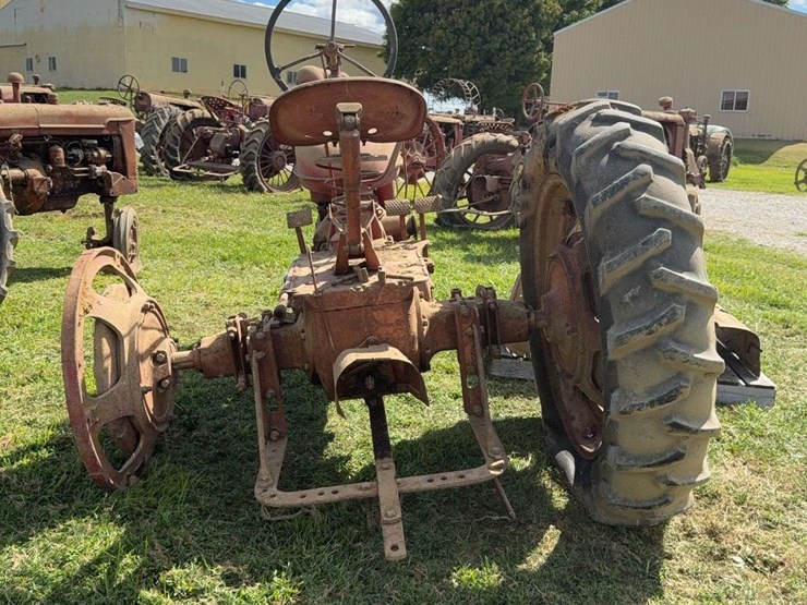 farmall-h-image-10