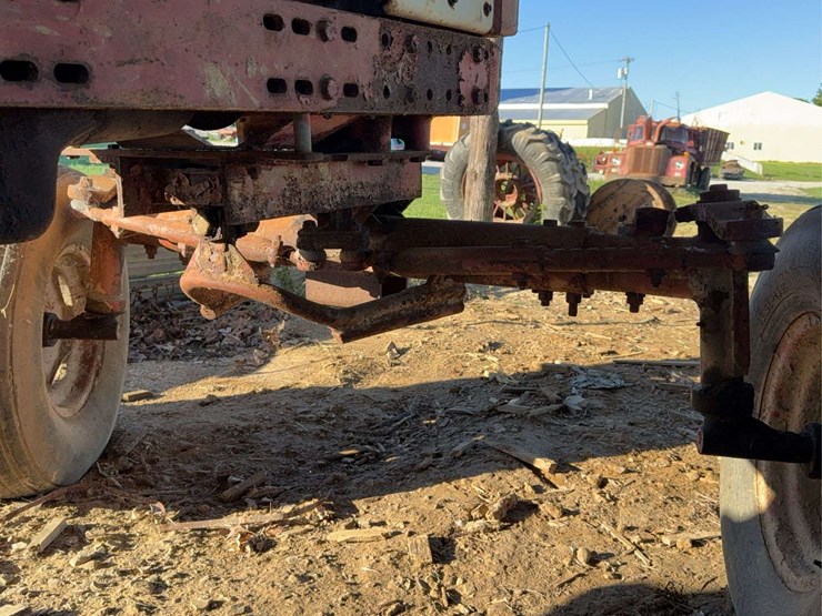 farmall-806-image-20