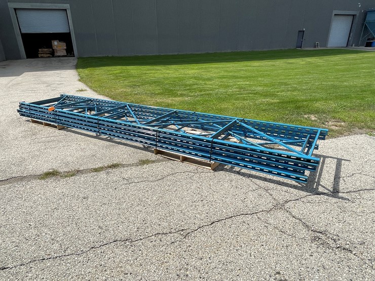 #1353-•-20'-pallet-racking-uprights-image-7