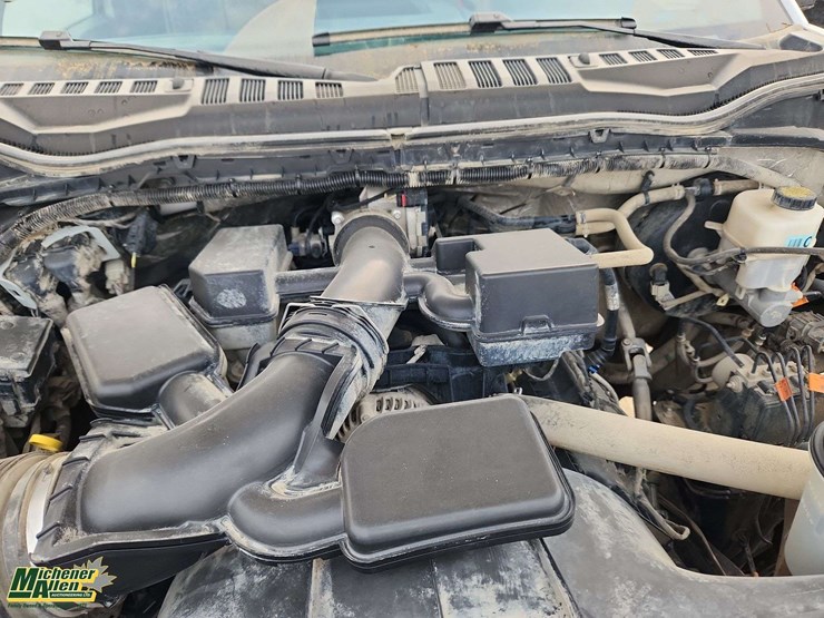 2021-ford-f350-image-30