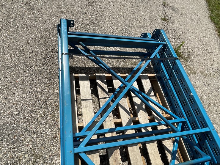 #1352-•-20'-pallet-racking-uprights-image-14