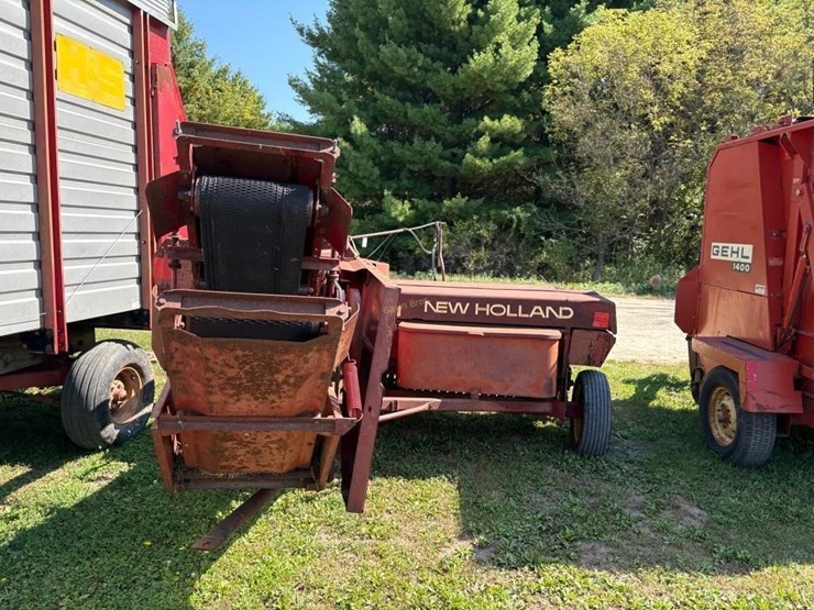 new-holland-310-image-4