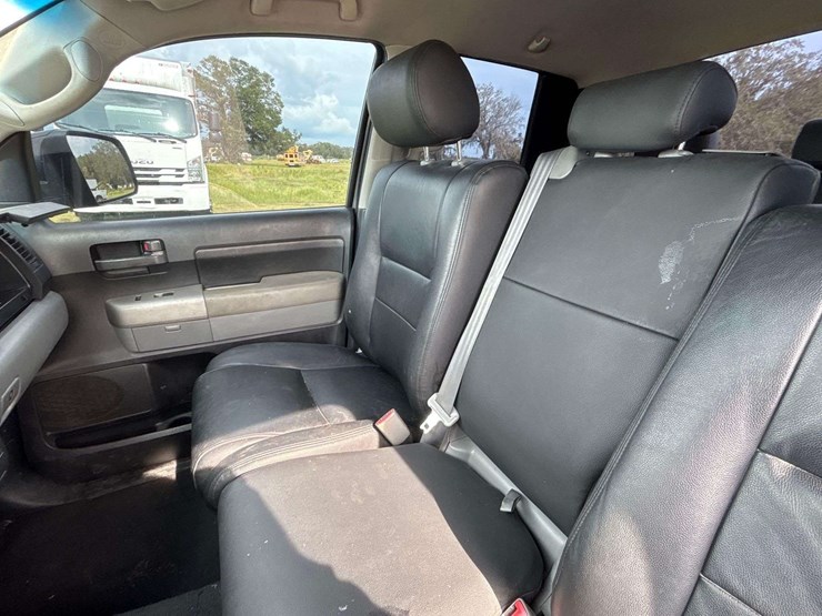 2008-toyota-tundra-image-10