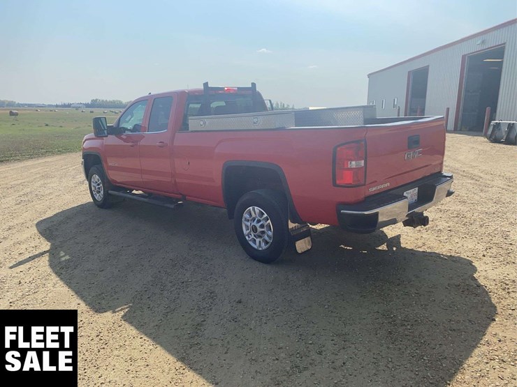 2019-gmc-sierra-2500hd-image-2