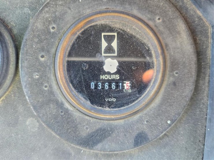 deere-210c-image-24